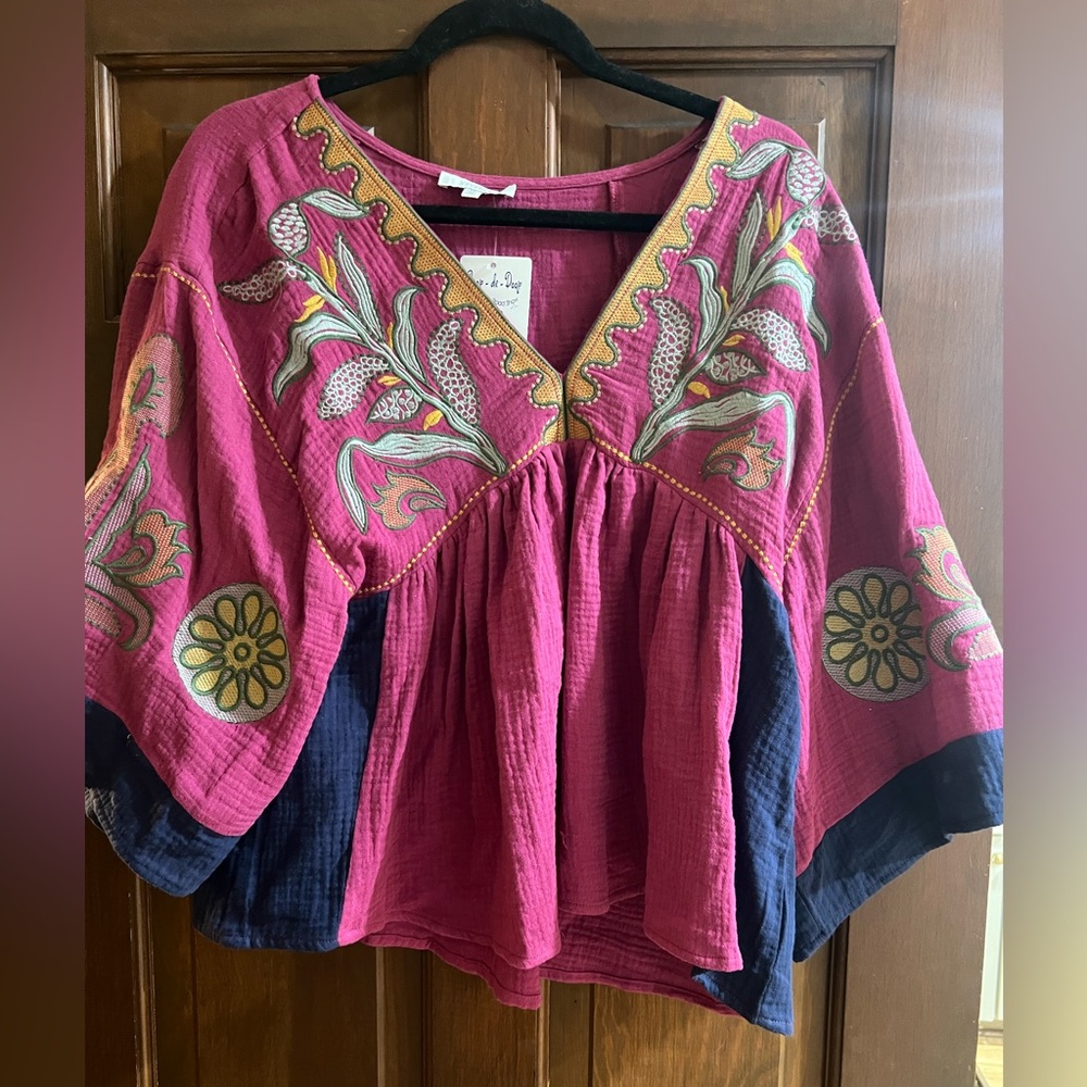 NWT boho top M